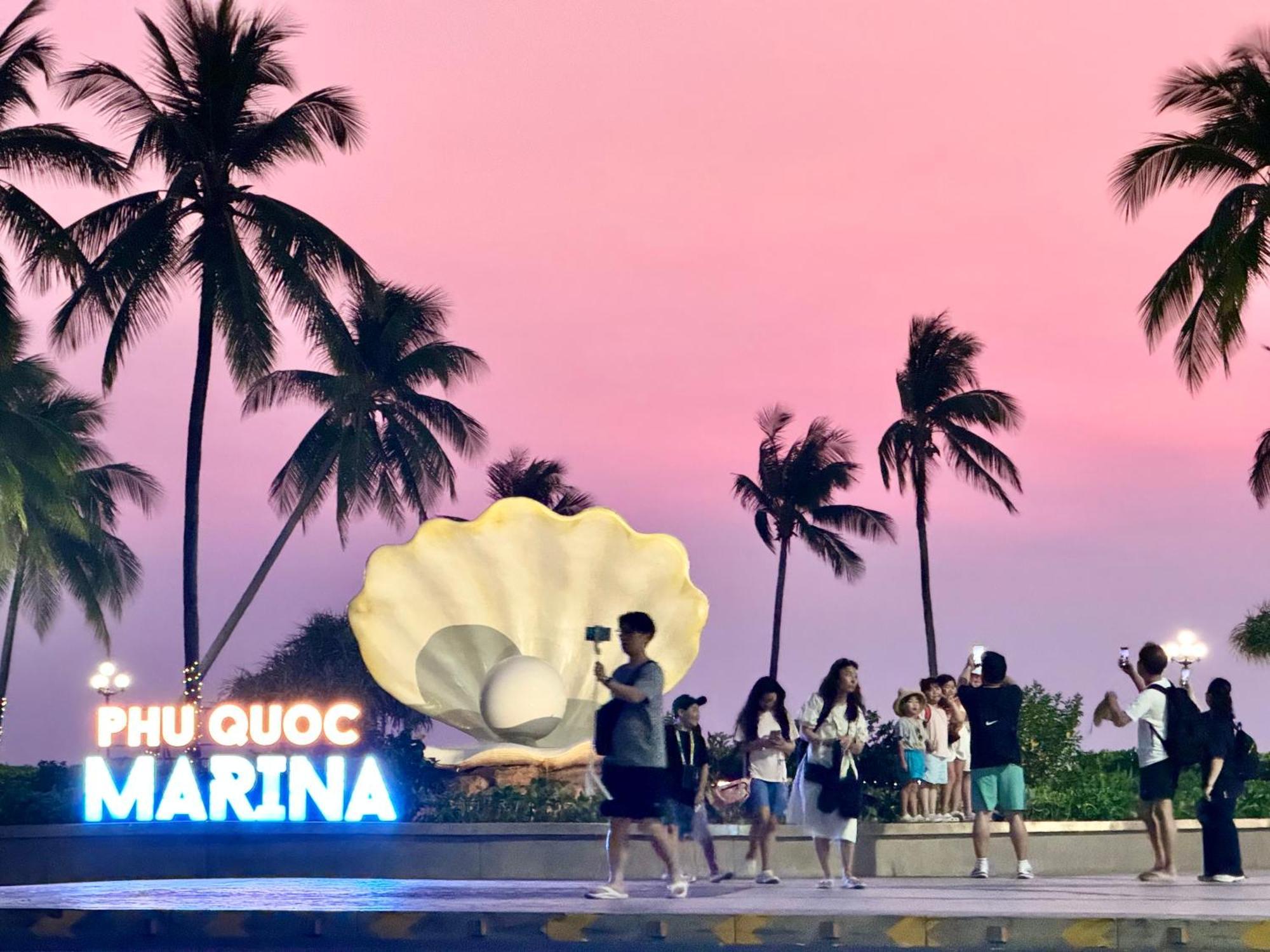 Chloe Marina Phu Quoc Apartment Luaran gambar